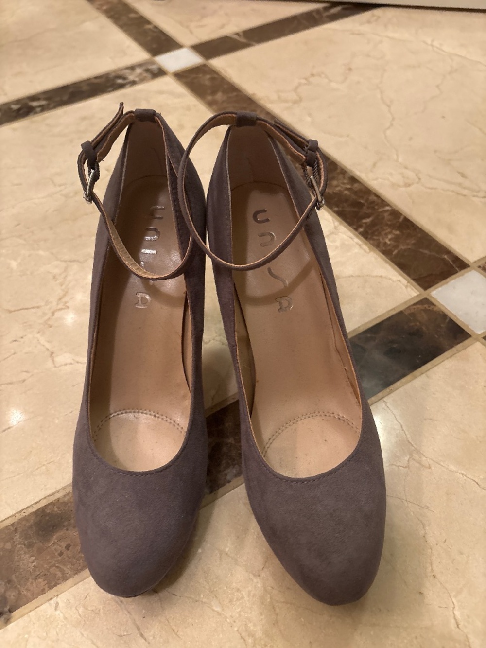 Classic Gray Suede Round Toe Ankle Strap Pumps - Size 7. Never worn.